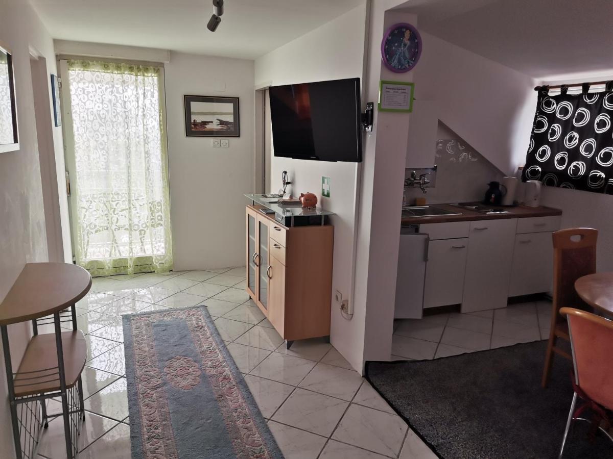 Panorama Apartman Molvice Bagian luar foto