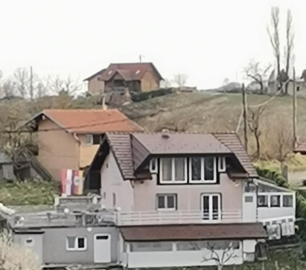 Panorama Apartman Molvice Bagian luar foto